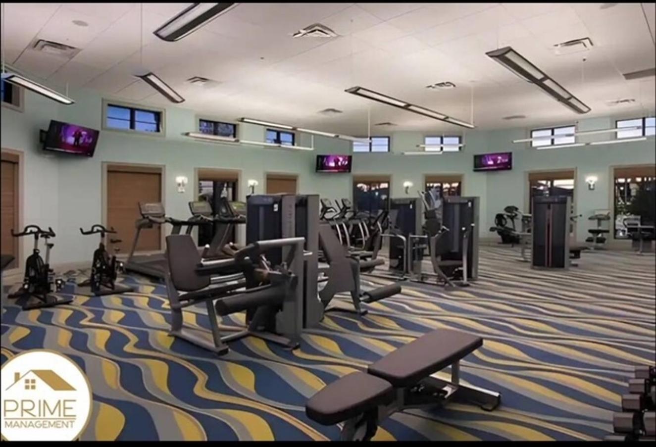 New Luxurious 6bd Pool & Near Holiday home Kissimmee